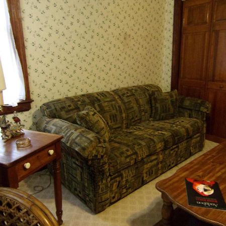 Country Diamond Guest House Sidney Eksteriør bilde